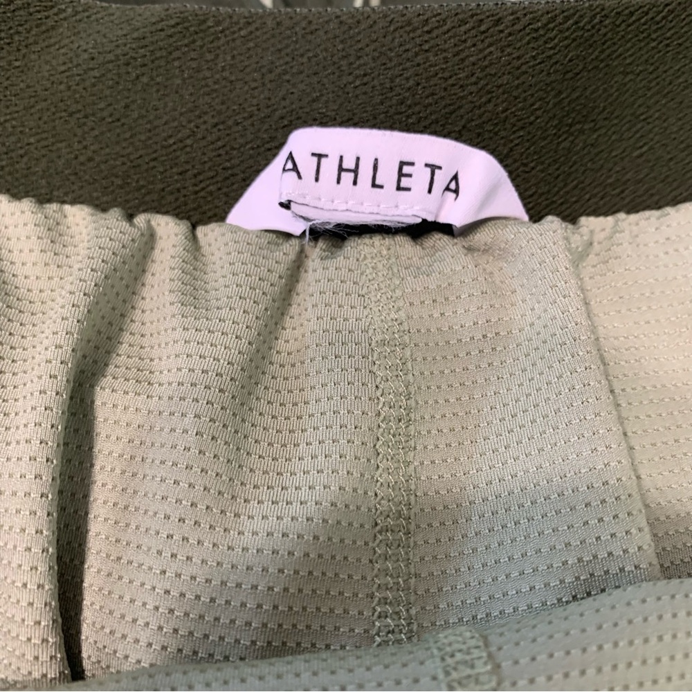 ATHLETA Green Camo 4 Pocket Skort Sz 12 - Picture 8 of 8